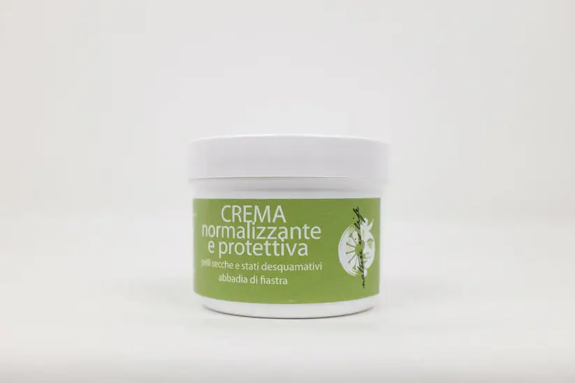 Crema Normalizzante e Protettiva Pelli Secche e Stati Desquamativi